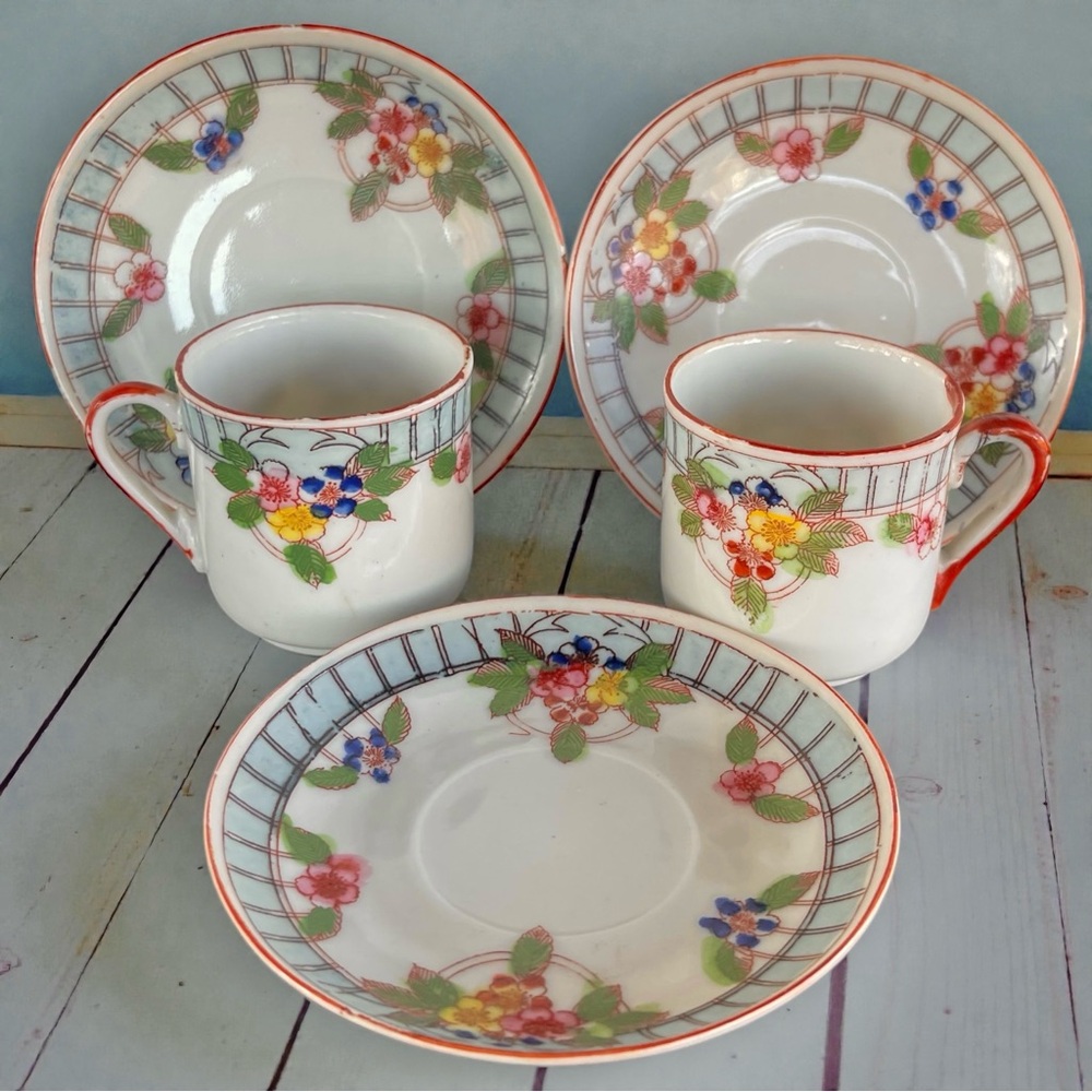 Post War Floral Patterned Porcelain Demitasse Teacup Saucer 5pc. Set